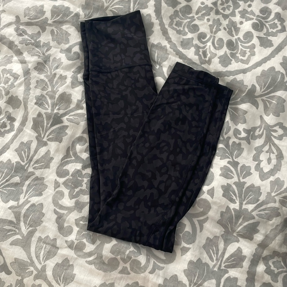 LULULEMON ALIGN HIGH-RISE PANT 25" Size 2 Black / Charcoal multi